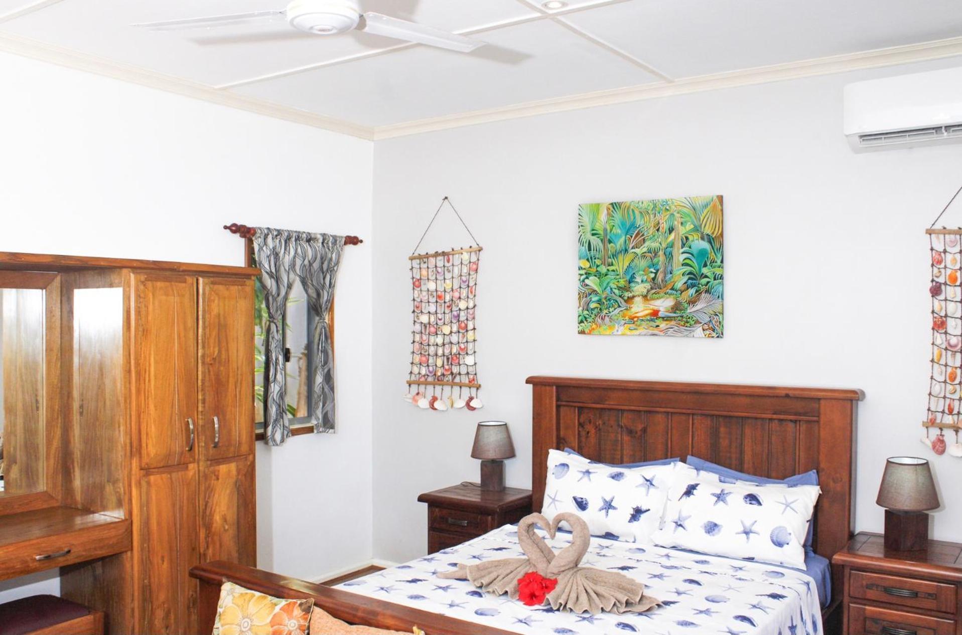 Nid'Aigle Lodge Baie Sainte Anne Luaran gambar