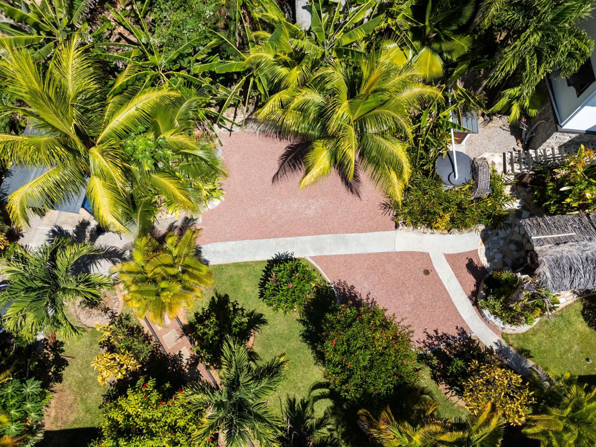 Nid'Aigle Lodge Baie Sainte Anne Luaran gambar