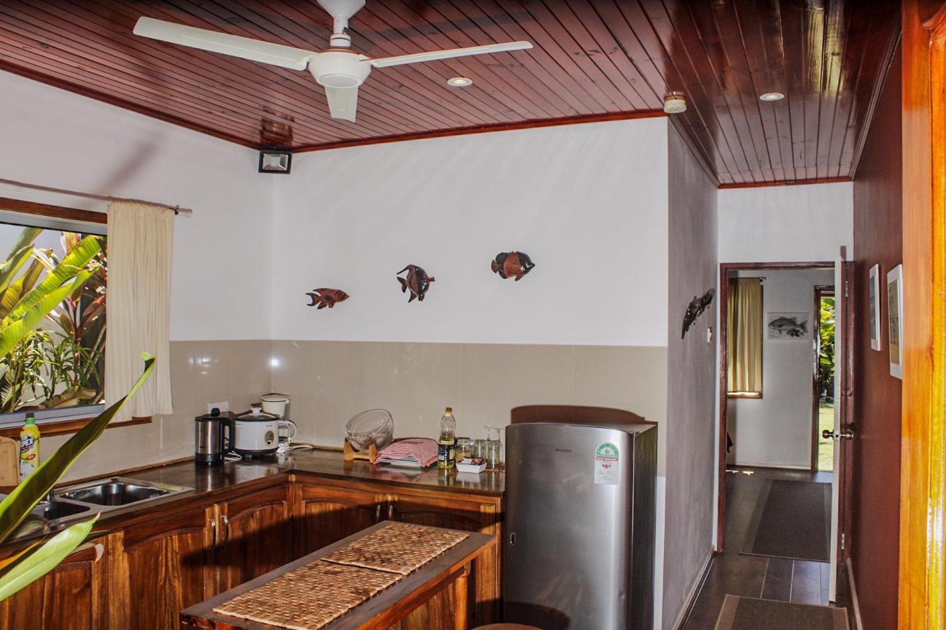 Nid'Aigle Lodge Baie Sainte Anne Luaran gambar