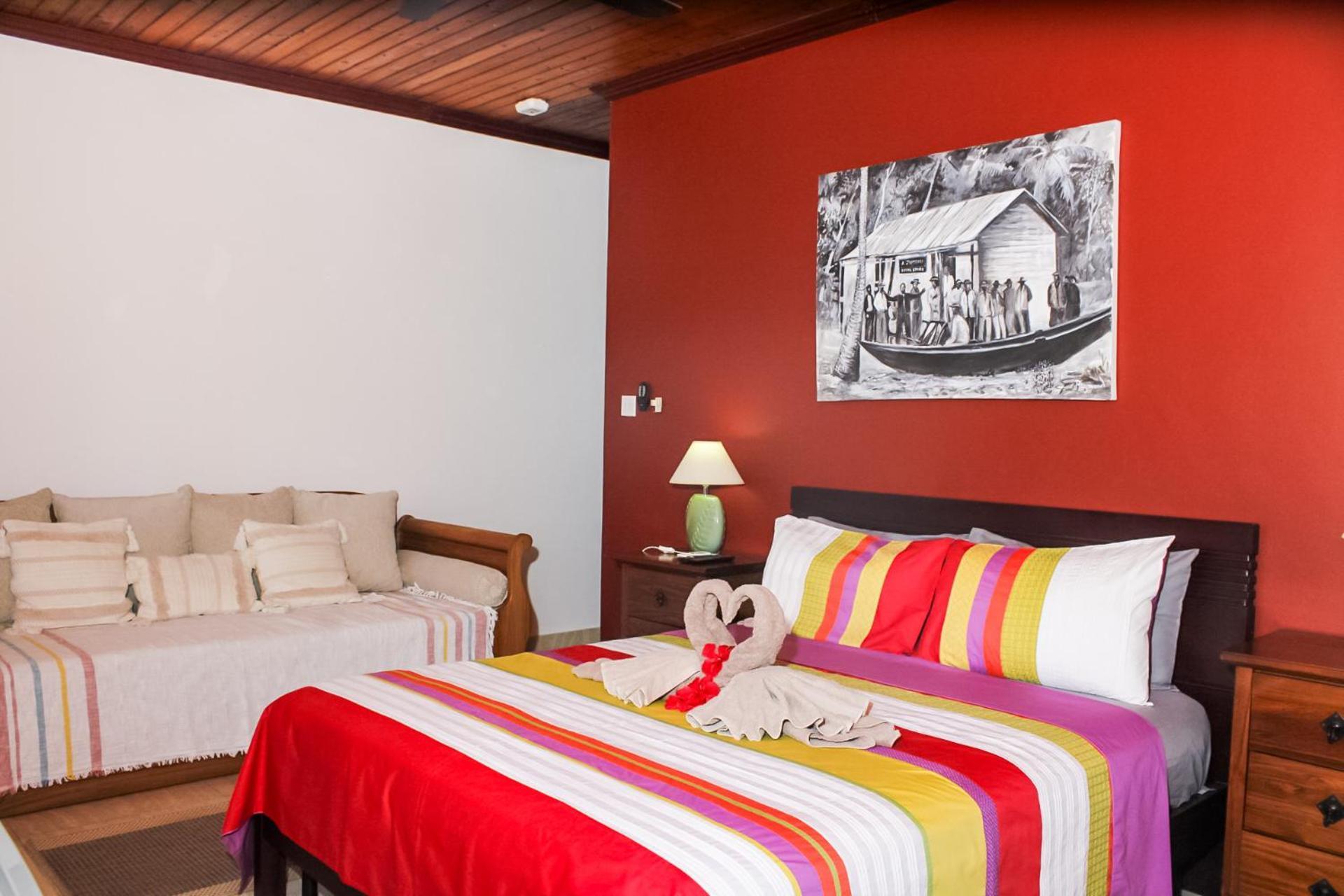 Nid'Aigle Lodge Baie Sainte Anne Luaran gambar