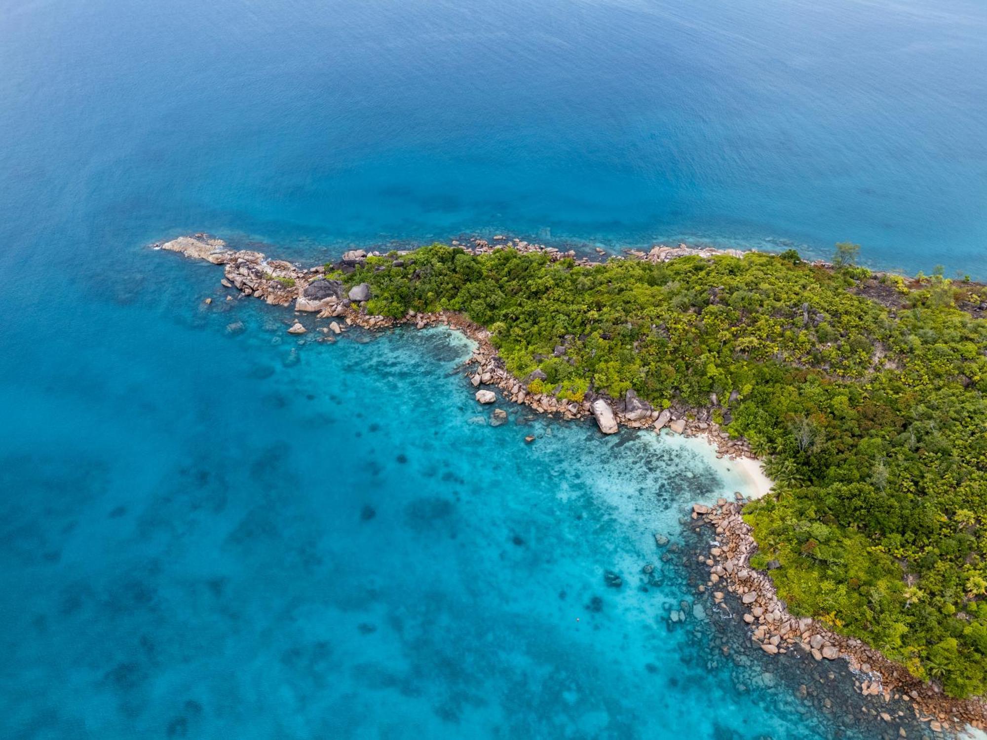 Nid'Aigle Lodge Baie Sainte Anne Luaran gambar