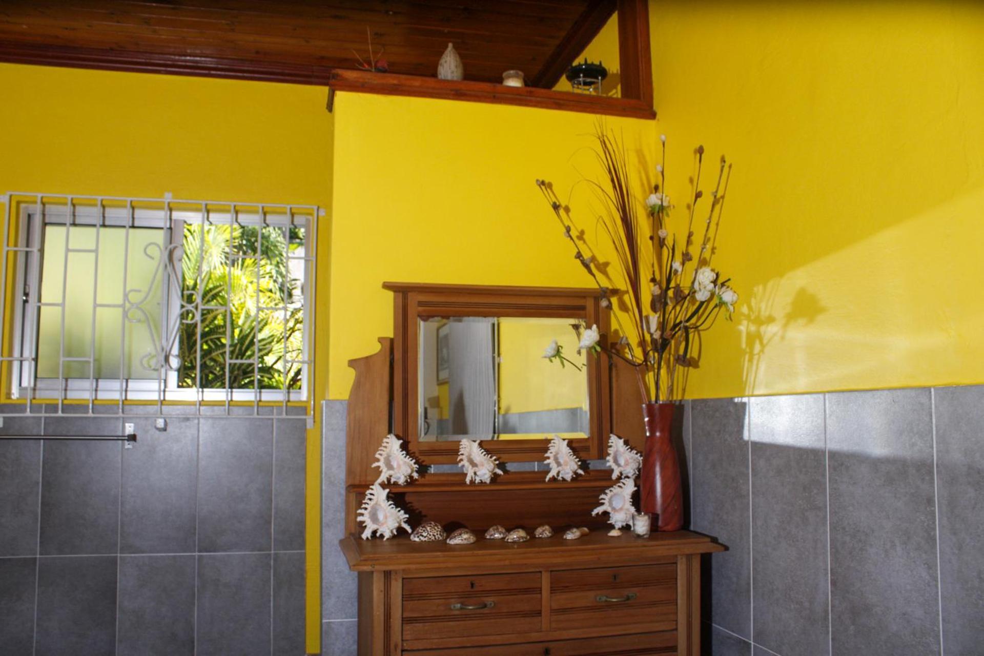 Nid'Aigle Lodge Baie Sainte Anne Luaran gambar
