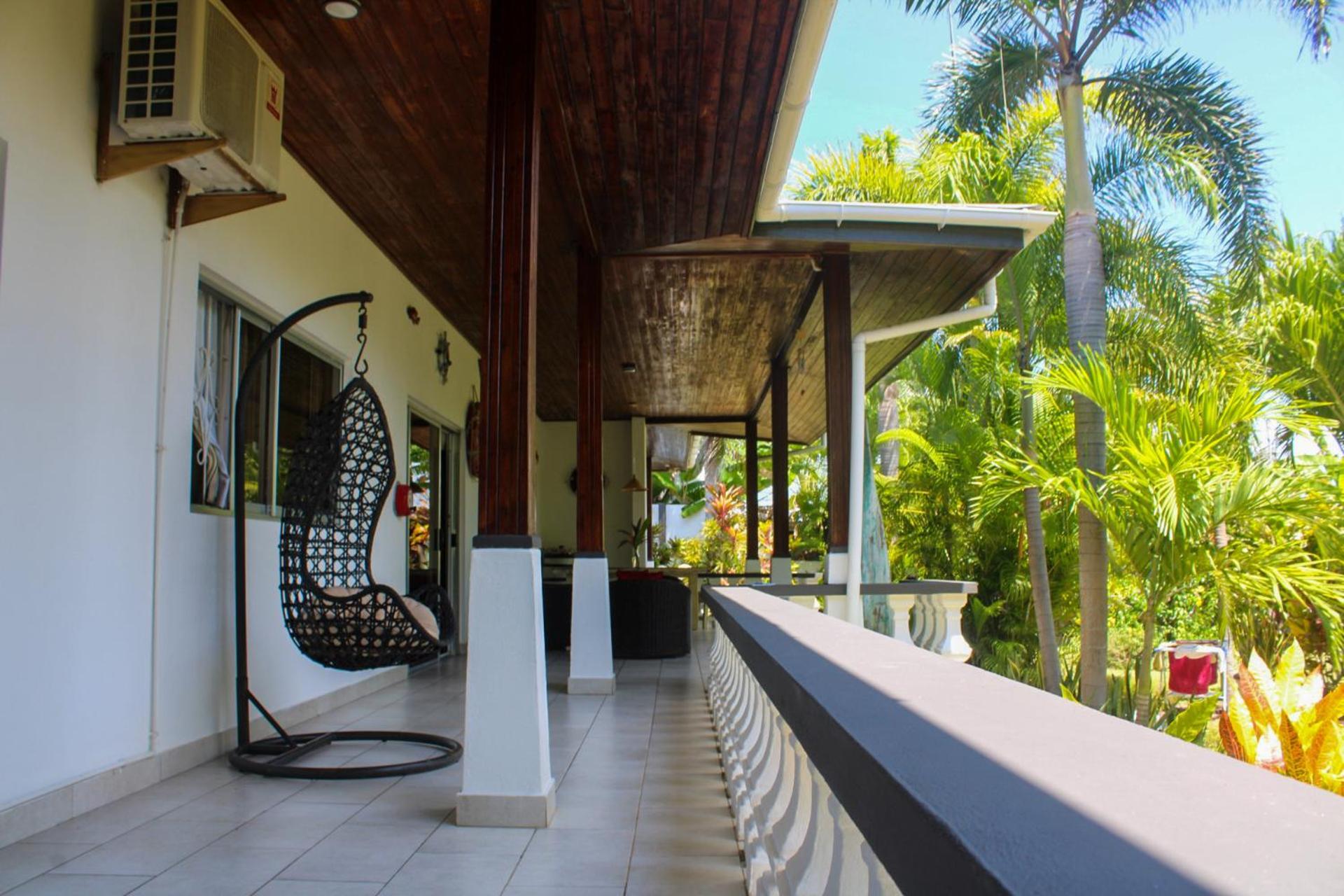 Nid'Aigle Lodge Baie Sainte Anne Luaran gambar