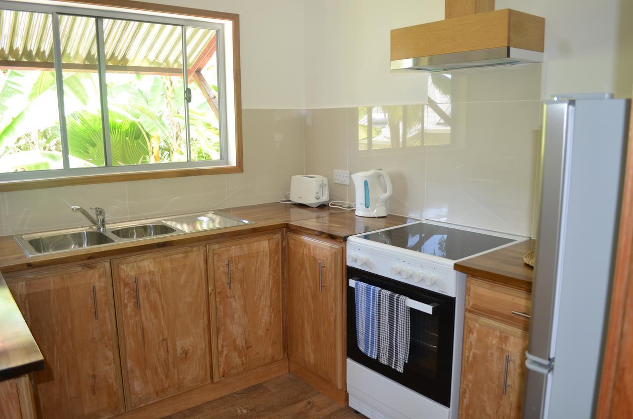 Nid'Aigle Lodge Baie Sainte Anne Luaran gambar