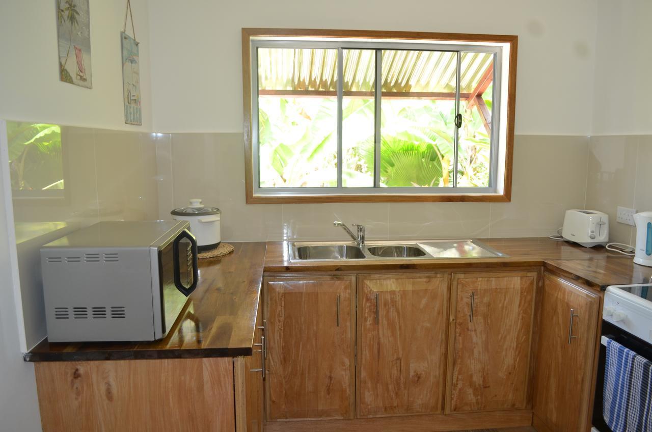 Nid'Aigle Lodge Baie Sainte Anne Luaran gambar
